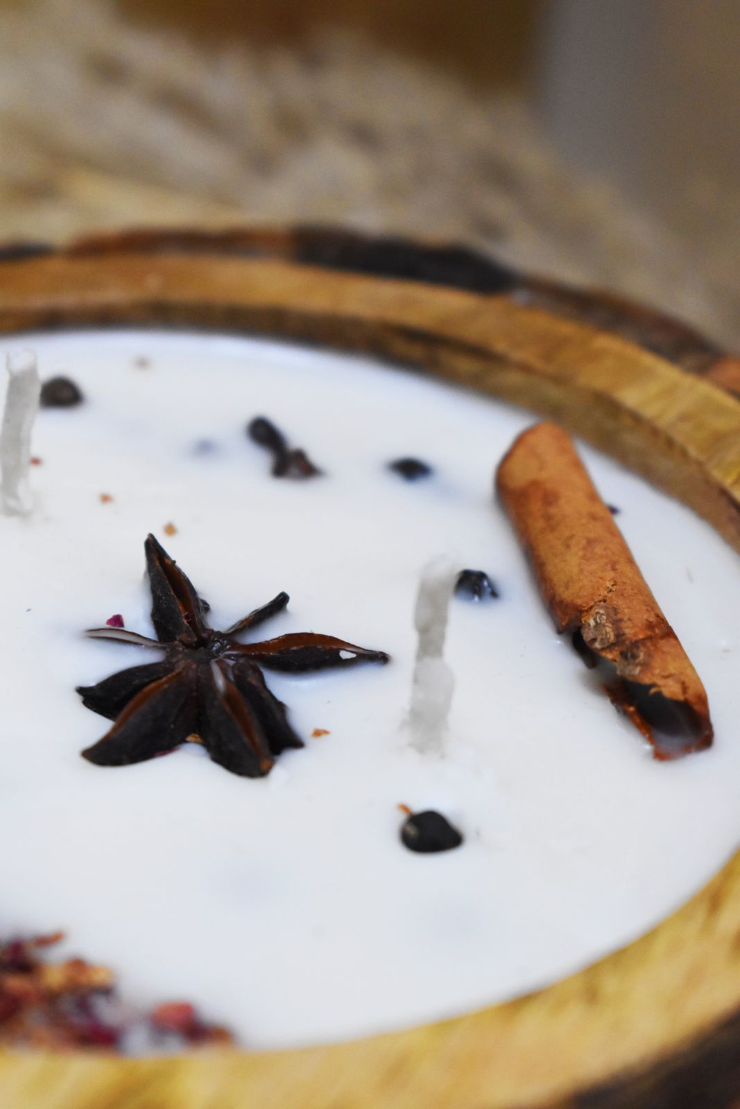 Rustic Spice Bark Candle